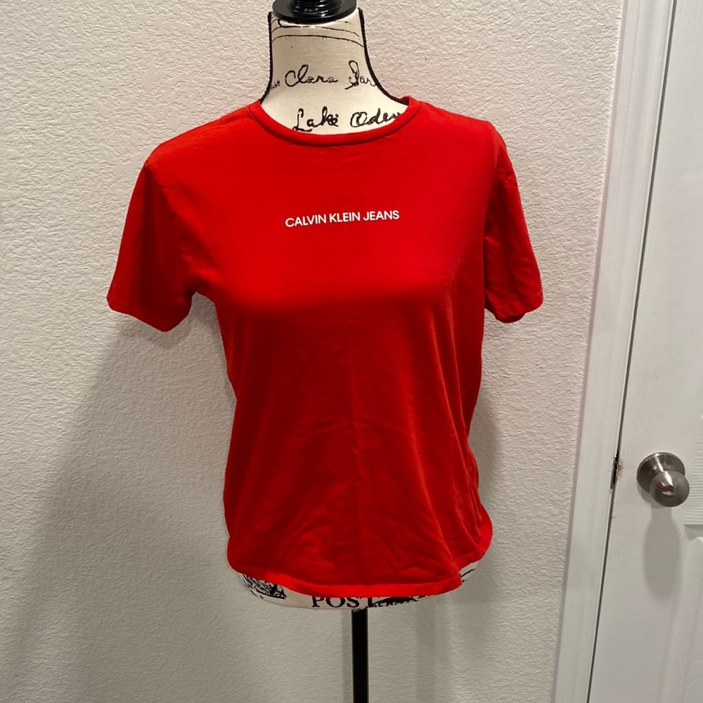 Calvin Klein T-shirt